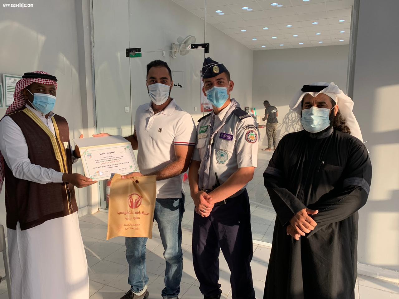 مركز حي النزهة و فريق إهداء التطوعي تطلق مبادرة  سعودي بتميز  في موسمها الثاني