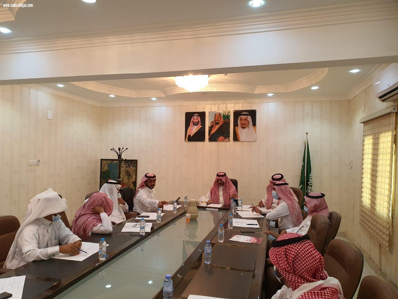 المجلس البلدي  بمحافظة بيش يعقد جلسته العادية الواحدةوالستون