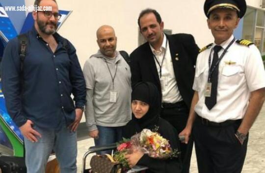 وصول  مضيفة الخطوط السعودية  الناجية من هجوم سريلانكا إلى جدة