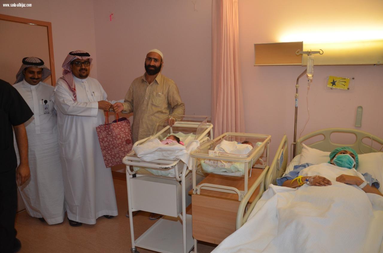ولادة المدينة تزف البشرى بأول حالة ولادة (توأم) في حج 1439هـ