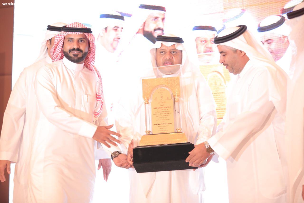 دشن ملتقى الصفا والورشة الفنية هذه موهبتي الثقفي سخروا مناشطنا التربوية بما يتناسب مع رؤية الوطن القدوة 