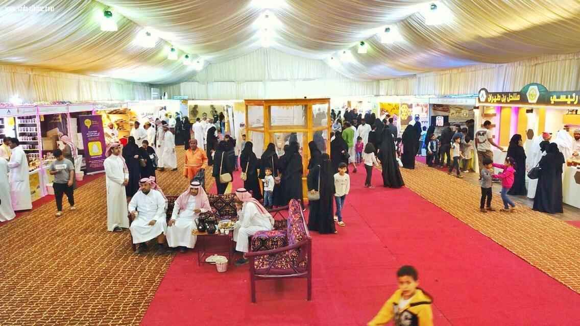 مهرجان العسل نبض سياحي متجدد في قلب الباحة شيدته جمعية النحالين إيماناً بدورها الإيجابي