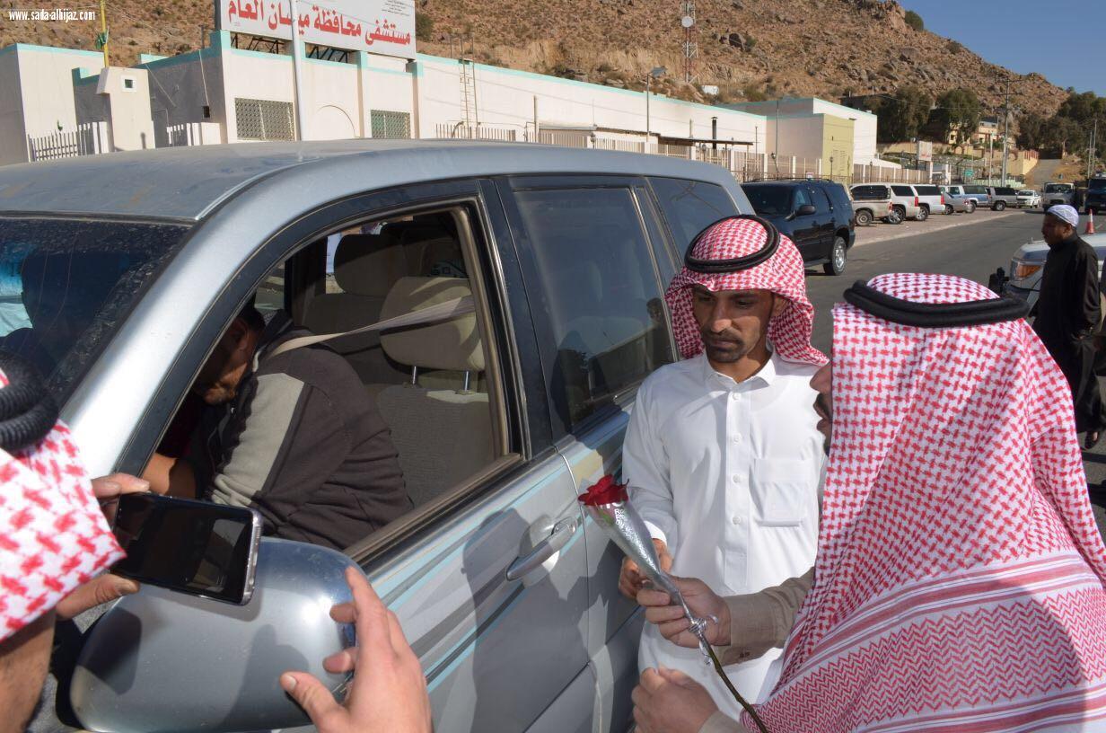 بالصور .. الفيفي والحارثي يدشنون ثمان مبادرات صحية توعوية