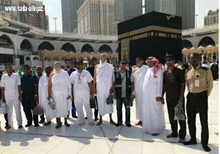 نزلاء نفسية الطائف يؤدون مناسك العمرة بمرافقة العاملين