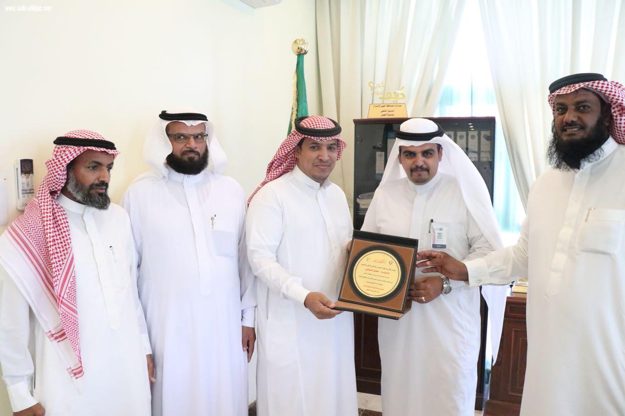 اهالي مركز ام الجرم يكرمون بلدية خليص