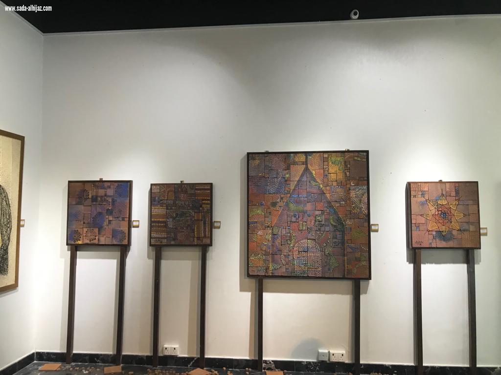 بمعرض دبي ( ذاكرة الفل الجازاني ) للفنان التشكيلي السعودي عبدالوهاب عطيف 