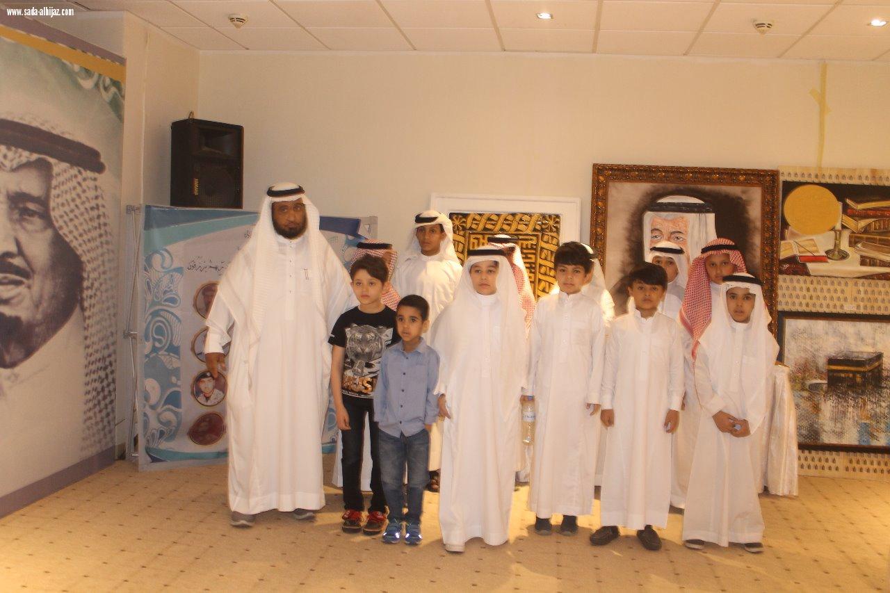 وسط أجواء مليئة بالفن والابداع  فريق الاعلام الواعي يختتم 