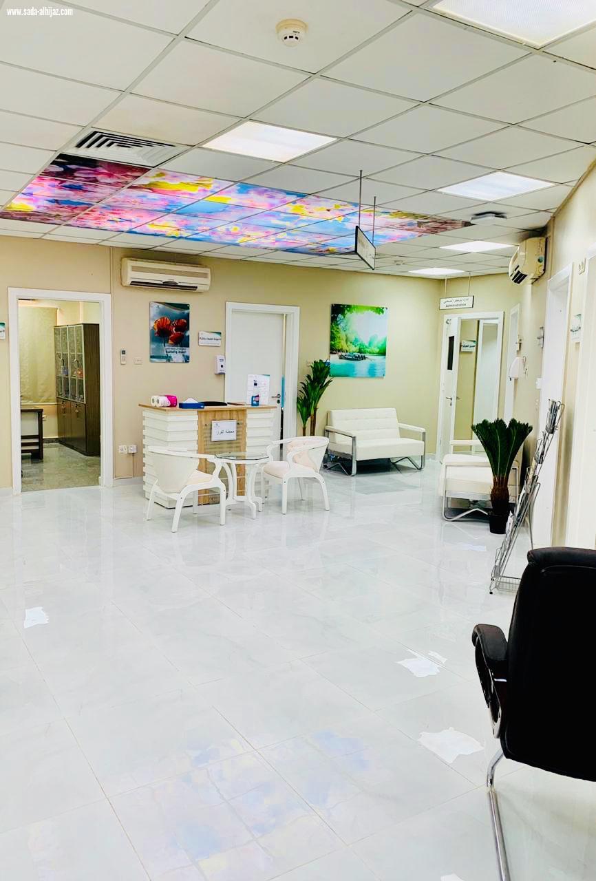 بحضور مدير صحة جازان الدكتور النجمي محافظ صامطة يدشن مشروع تطوير بيئة العمل بالقطاع الجنوبي