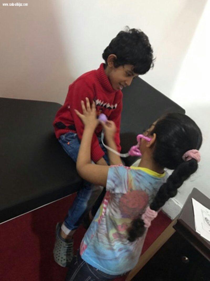 تدريِّب 1550 طفلاً في الخيمة الذكية بأرض المعرفة والترفيه ليكونوا قدوة مجتمعية