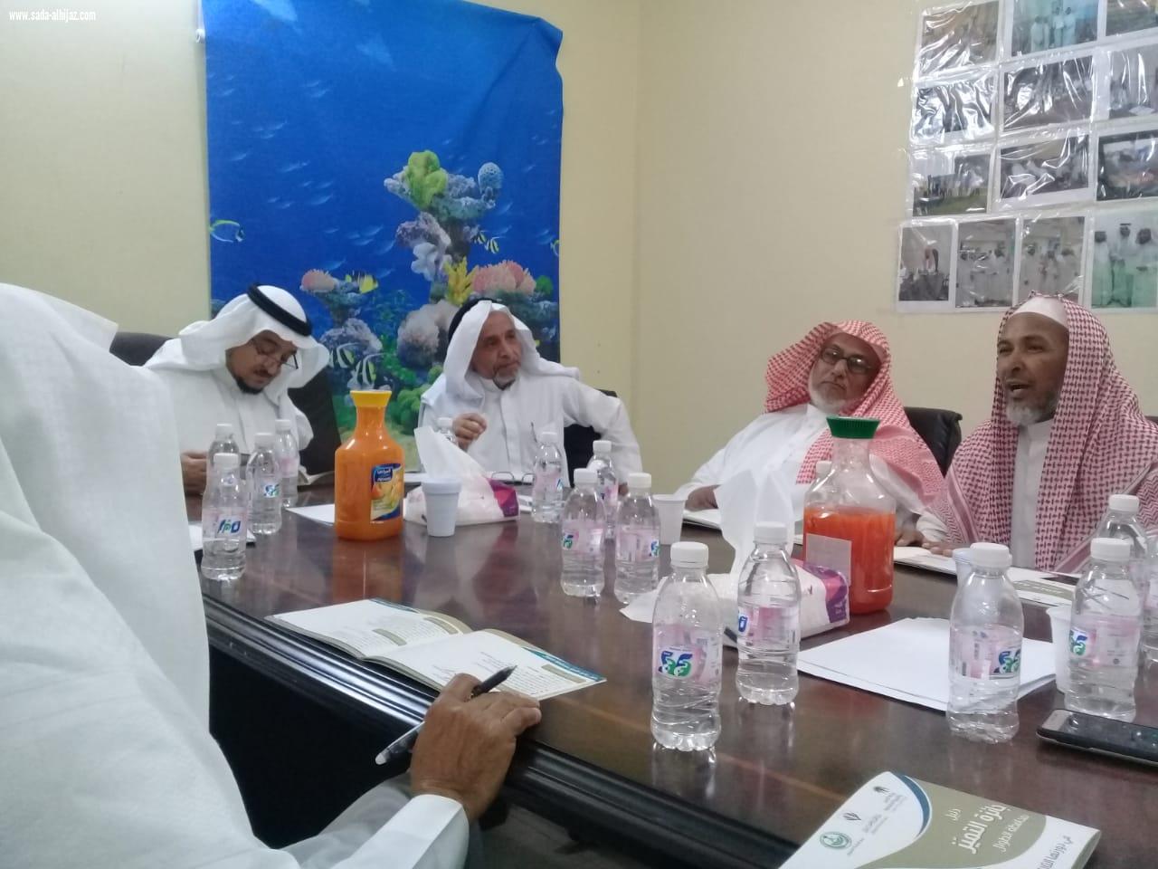 د /الناشب يترأس لجنة جائزة التميز في دورتها الرابعة بمحافظة الطوال