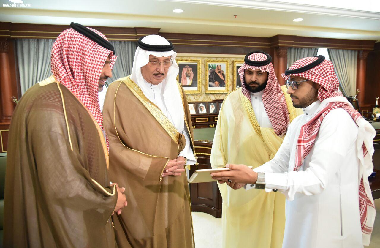 امير منطقه جازان يدشن بمكتبه حمله التوعيه بسرطان الثدي