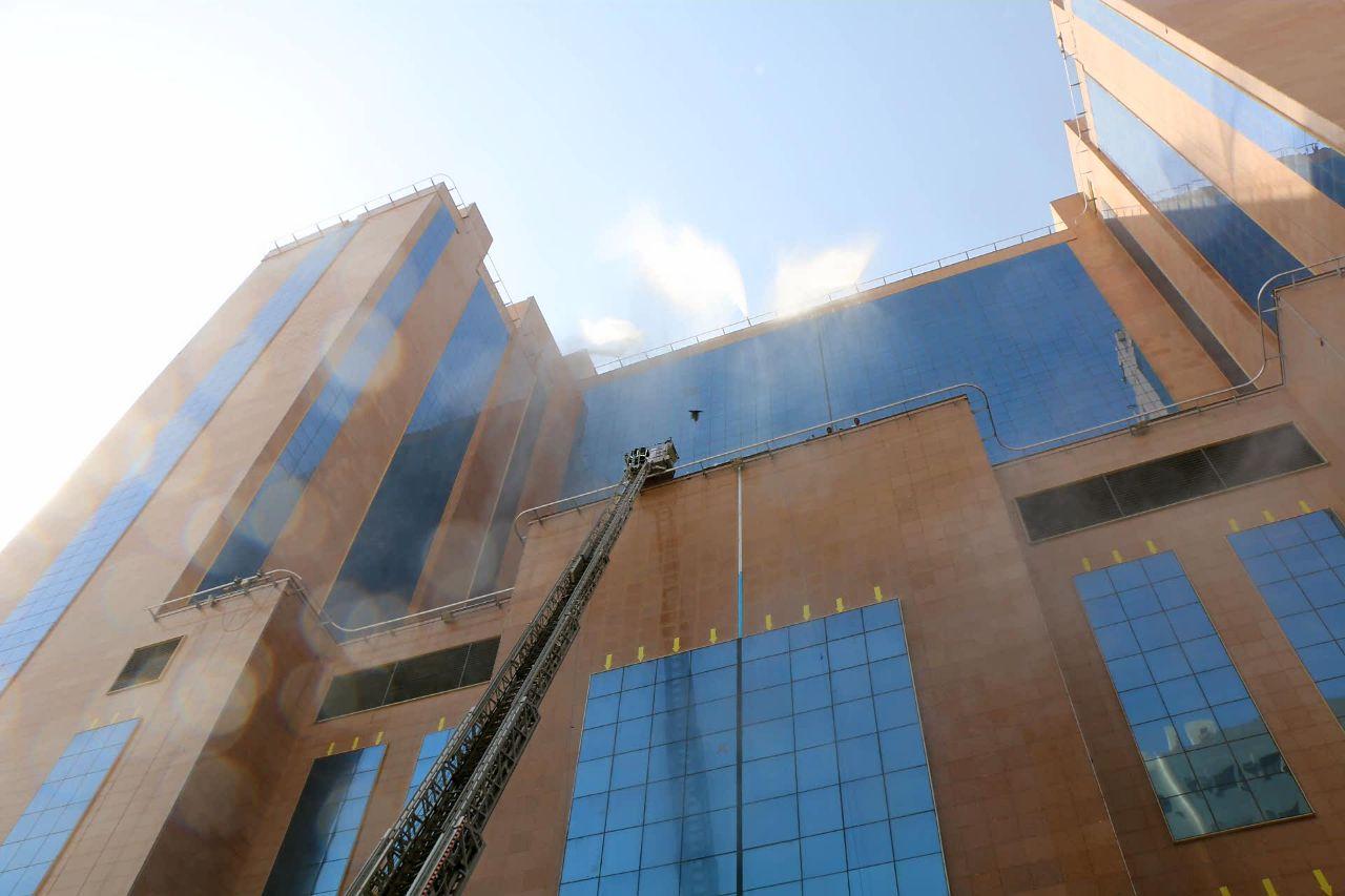 مدني مكة ينفذ تجربة فرضية للإخلاء والإطفاء والانقاد  بأحد  المنشأت الفندقية الواقعة بالمنطقة المركزية 