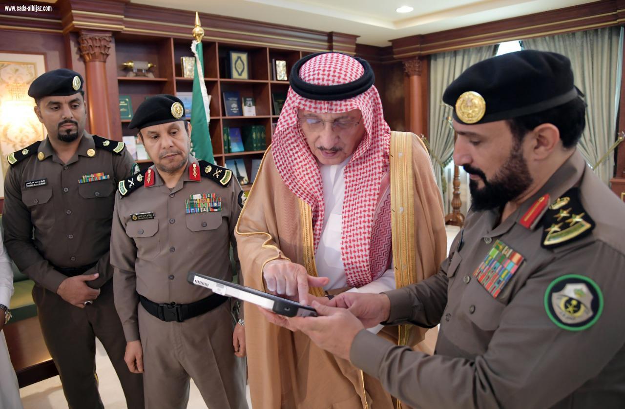سمو أمير منطقة جازان يدشن نظام الرصد الآلي للمركبات المتحركة الرسمية والسرية المرورية بالمنطقة