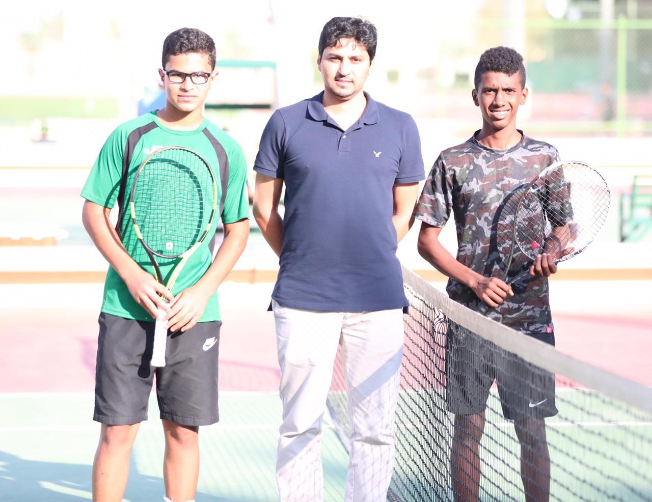 العجاجي توج الفائزين في ختام البطولة بالرياض السعودية تسيطر على ذهب آسيوية التنس 