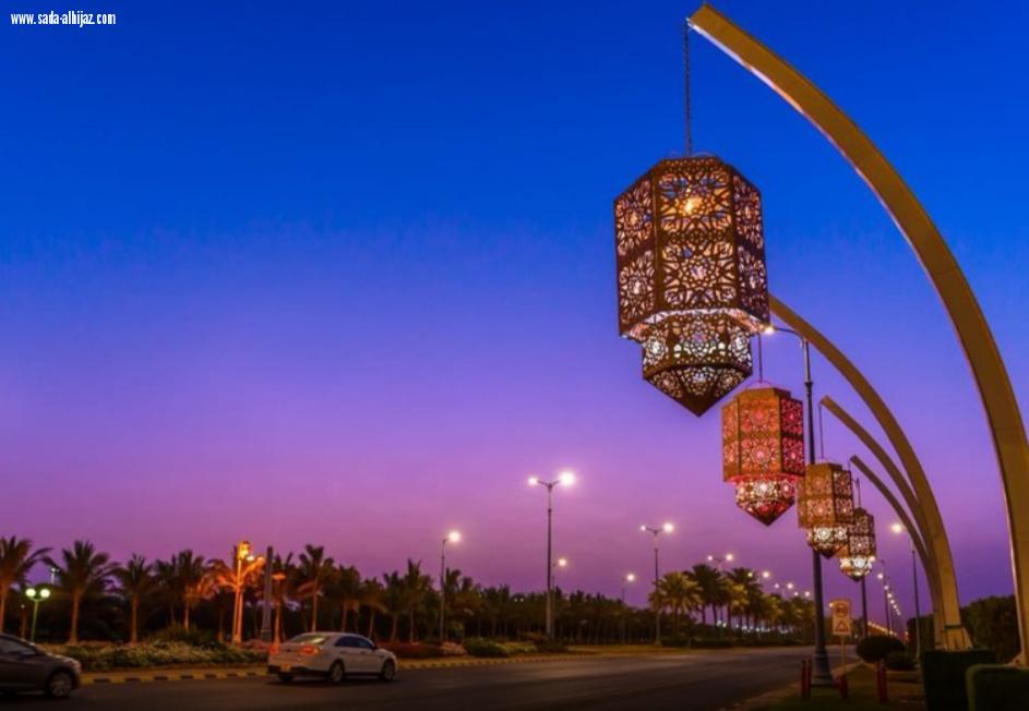 المجسمات الرمضانية والأشكال الضوئية  تبهر أهالي و زائري ينبع الصناعية.