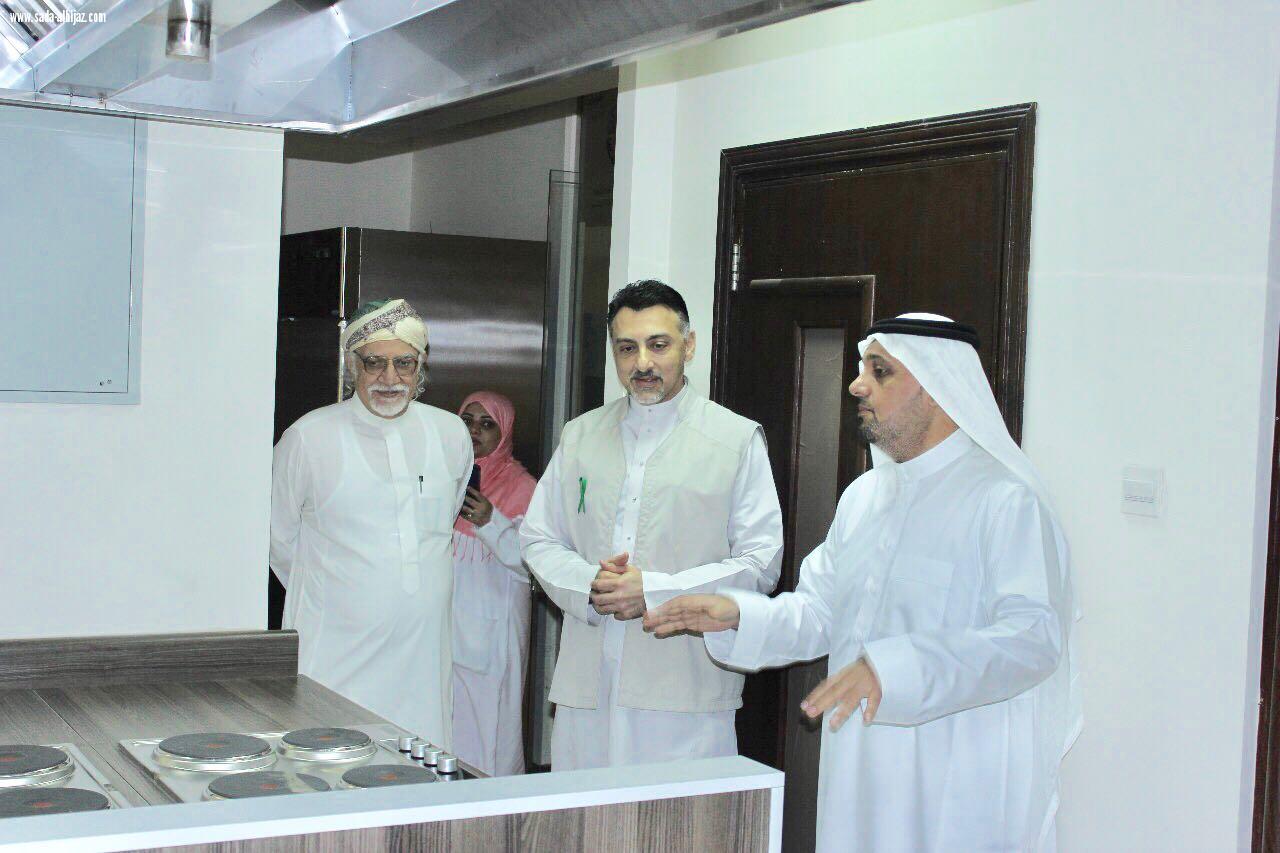 الدكتور خالد ادريس يزور جمعية الأيادي الحرفية بمنطقة مكة المكرمة