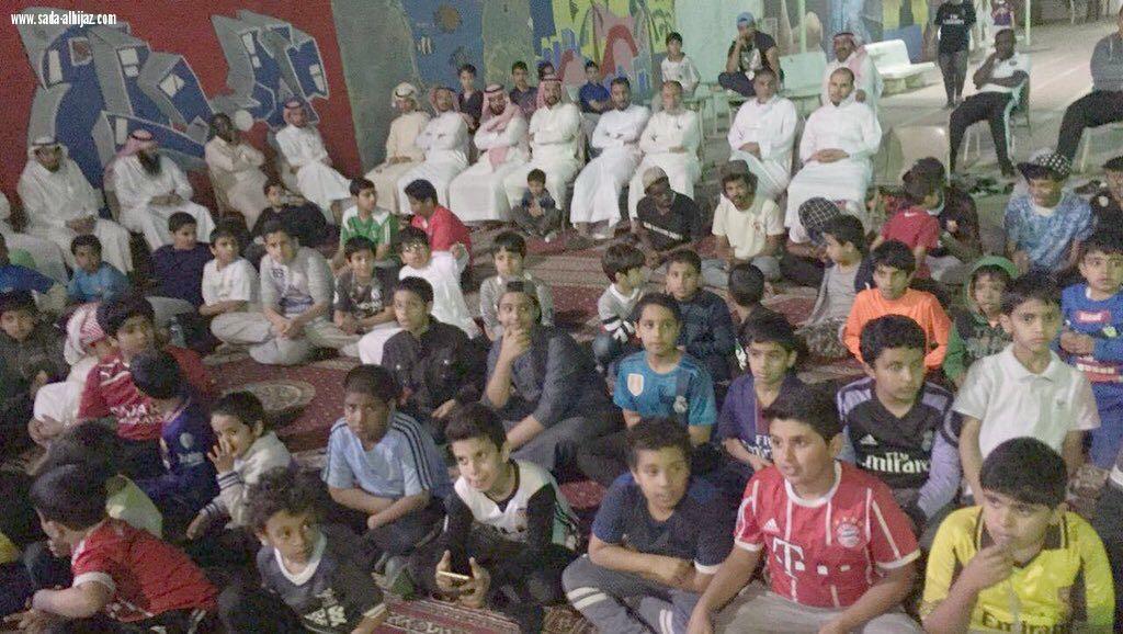 اختتام البرنامج النوعي ملتقى القدوة بنادي الحي بمدرسة هوازن الثانوية بالطائف 