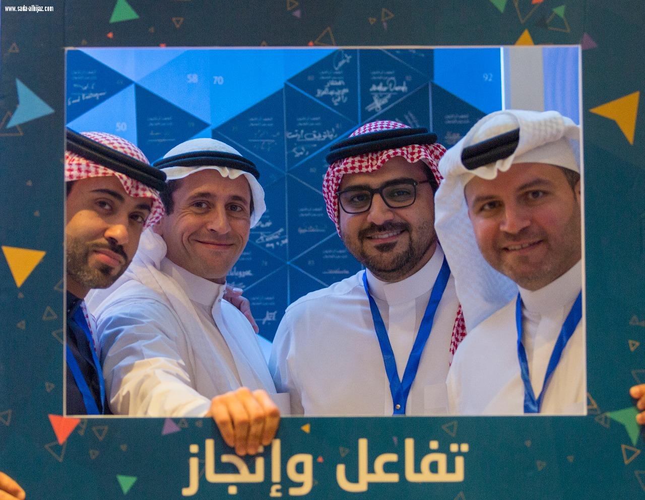 منتدى مكة الاقتصادي يعقد ثلاث ندوات حول أهمية التعاون والتحول الرقمي والتكيف مع التغييرات المتسارعة