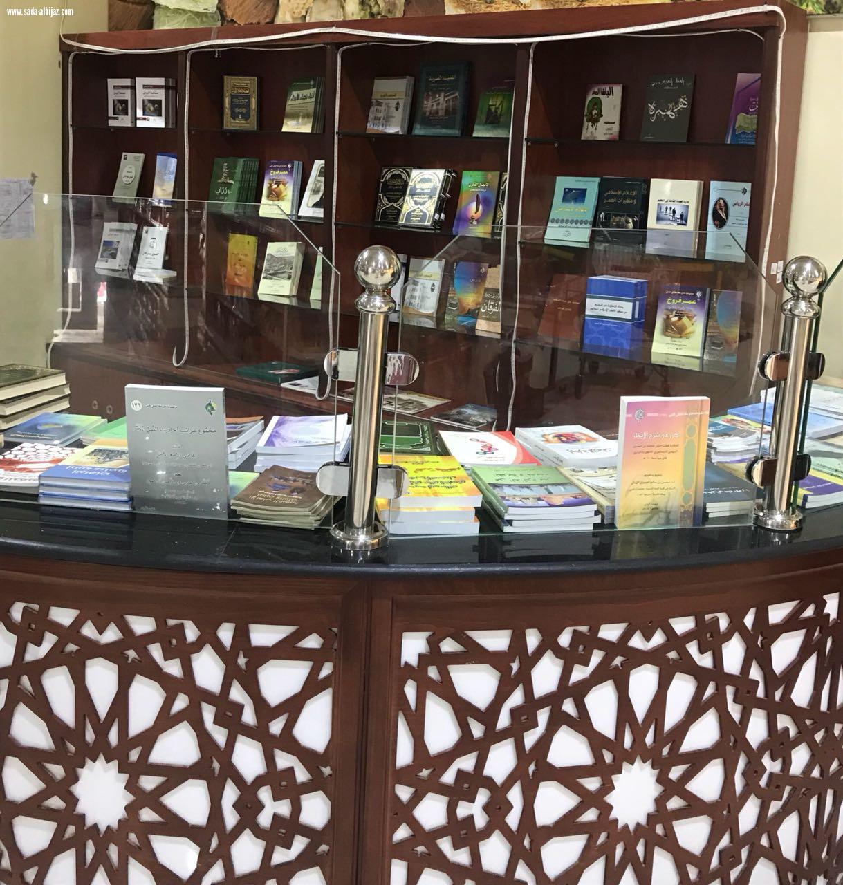 محافظ الكامل بالإنابة يفتتح المعرض الخيري للكتاب