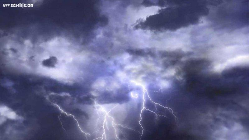 سحب رعدية ورياح نشطة على عددٍ من محافظات مكة المكرّمة