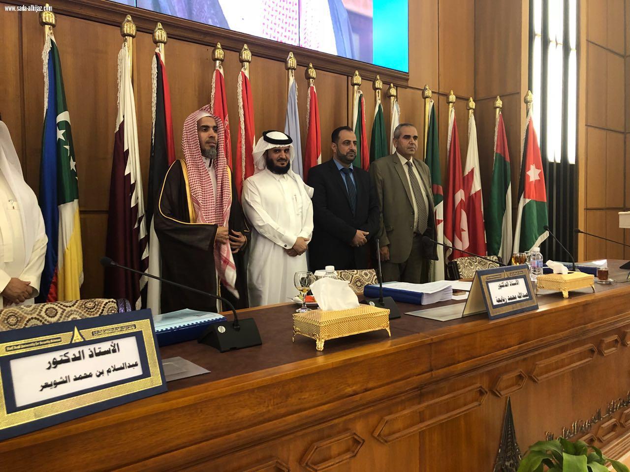 العقيد عبدالله ال هادي المتحدث الإعلامي  بجوازت عسير يحصل على  درجة  الدكتوراه  بامتياز 