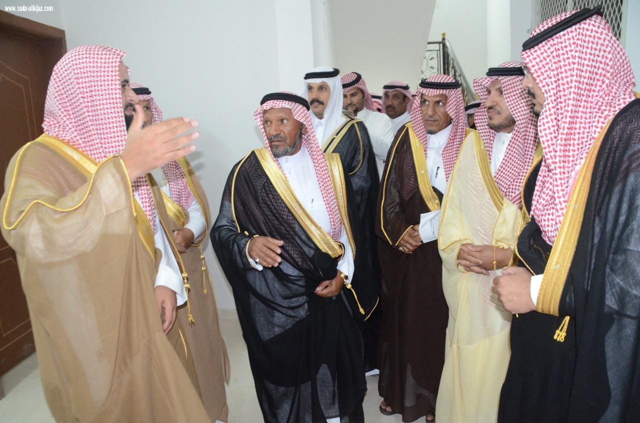 محافظ محافظة تربة يدشن جمعية شعر الخيرية