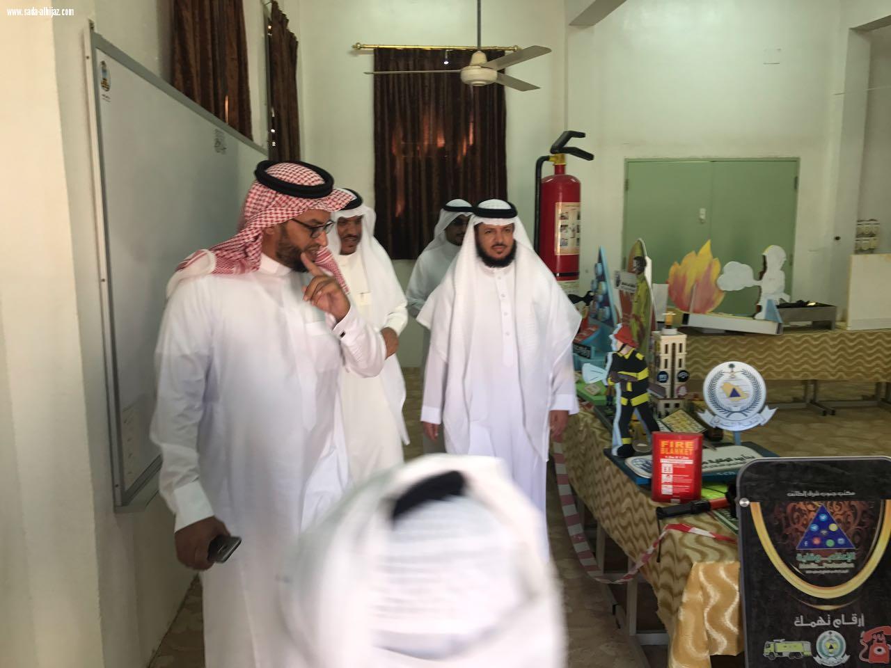 مدير عام التعليم المكلف بمحافظة الطائف يزور مدارس جنوب شرق الطائف 