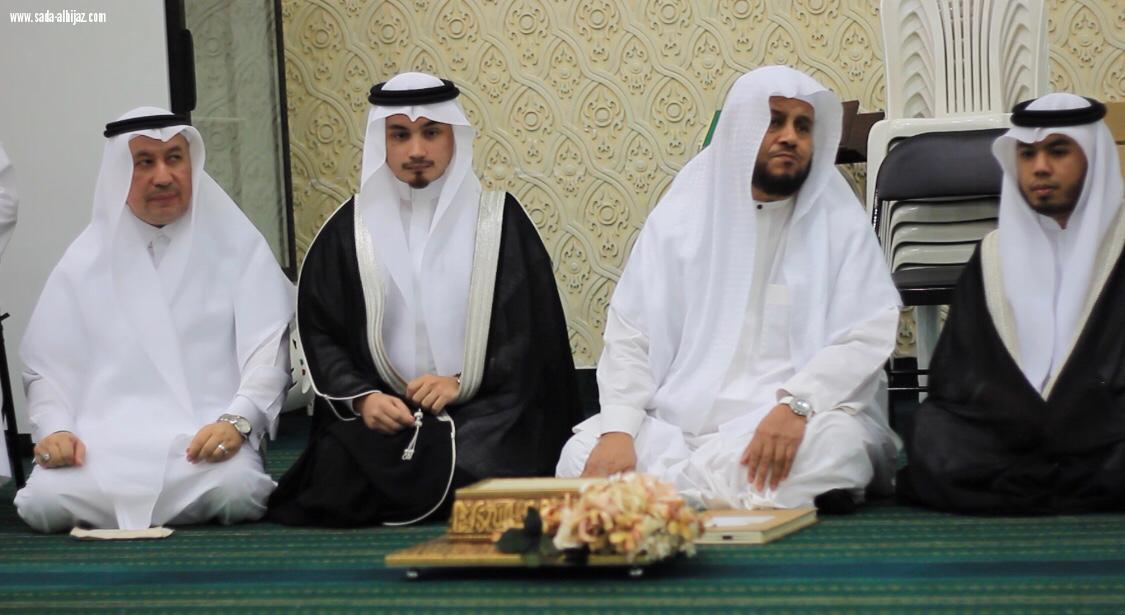 مدير ثقافة مكة صالح الانديجاني يحتفل بعقد قران ابنه الدكتور انس
