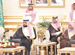 نائب أمير منطقة جازان يستقبل جموعاً من المواطنين