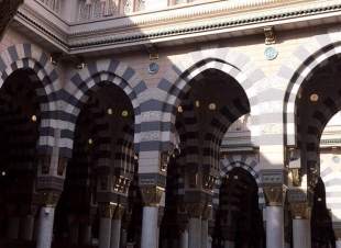 الحرية في ساحات الحرم ..! 