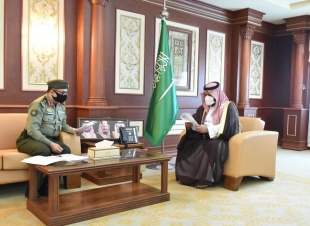 سمو نائب أمير منطقة جازان يستقبل مدير الجوازات بالمنطقة ..