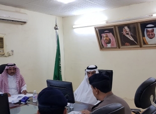 محافظ محافظة الطوال يرأس اللجنة الفرعية للدفاع المدني