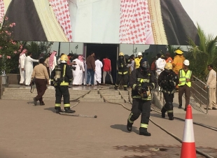 مدني جدة  يسيطر على حادث حريق في شركة الإتصالات السعودية 