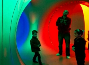 جدة 5 فعاليات ترفيهية للاطفال في عالم اضواء وألوان 