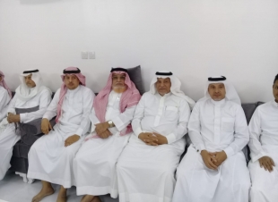 شيخ شمل آل عيسى بني حمد يكرم ابنائه بحضور المشايخ واعيان محافظة الطوال
