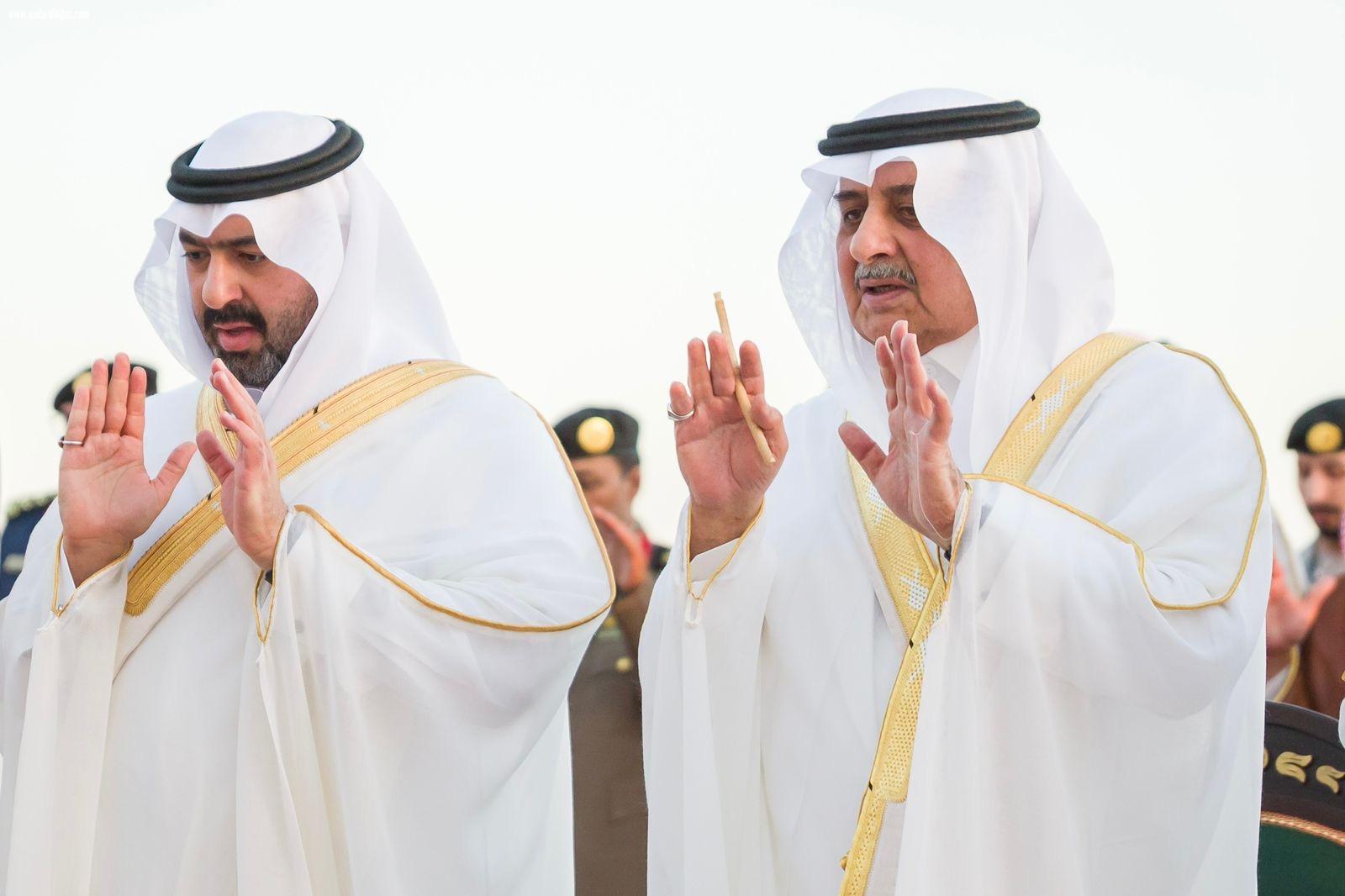 أمير منطقة تبوك وسمو نائبه يؤديان صلاة عيد الأضحى المبارك  