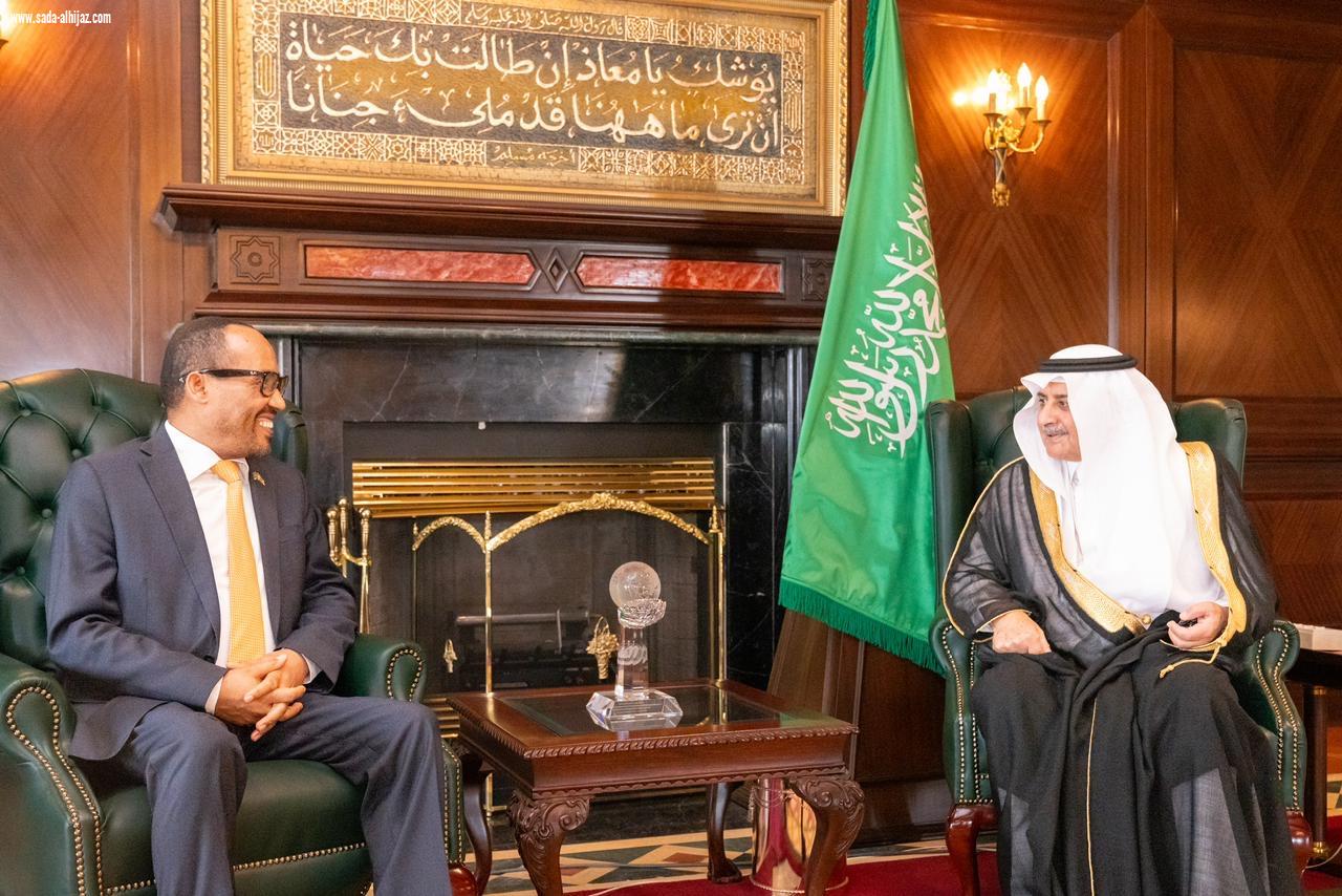 أمير تبوك يرأس اجتماع لجنة الدفاع المدني الرئيسية بالمنطقة / أمير تبوك يستقبل سفير جمهورية إثيوبيا لدى المملكة