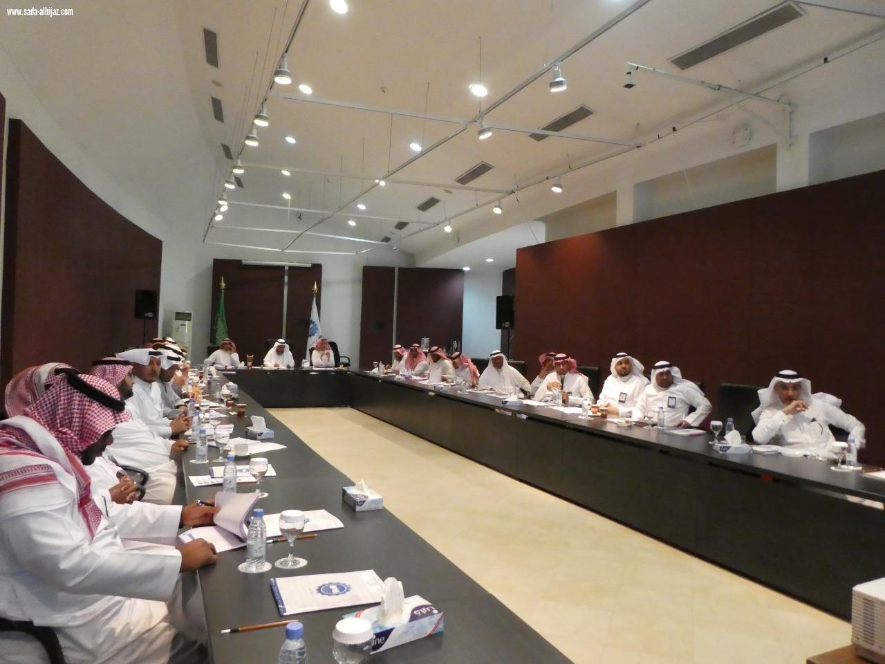 بلدي جدة : يناقش ميزانية الأمانة ويطالب الإدارة العامة للصيانة بتقرير عن احتياج احياء جدة 