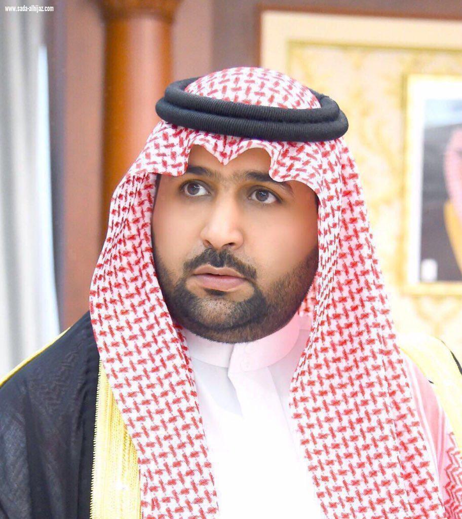 سمو نائب أمير منطقة جازان ينقل تعازي القيادة لوالد وذوي الشهيد السعيدي