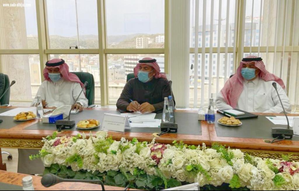 سمو أمير الباحة يرأس اجتماع بدء أعمال الاستراتيجية العمرانية لمنطقة الباحة 2030 