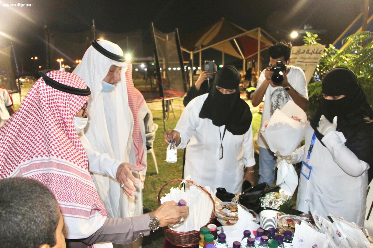 بمناسبة يوم التطوع السعودي والعالمي 2020  فريق مزايا التطوعي ينفذ مبادرة فصيلة دمك شئ يهمك