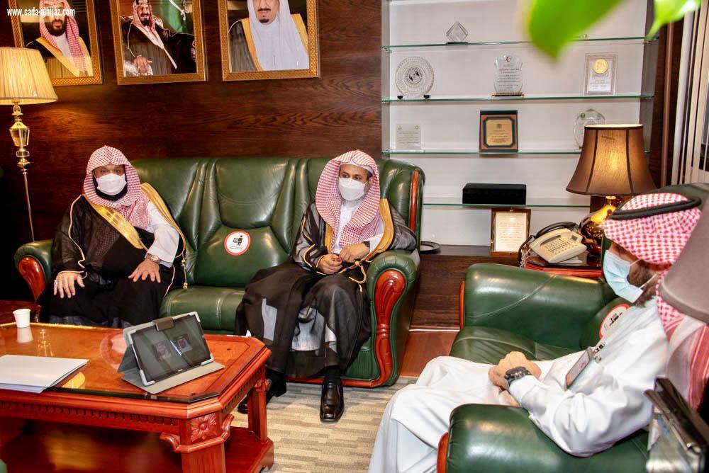 *مدير عام فرع  هيئة الأمر بالمعروف بالمنطقة الشرقية يلتقي بالمدير العام للشؤون الصحية بالمنطقة*
