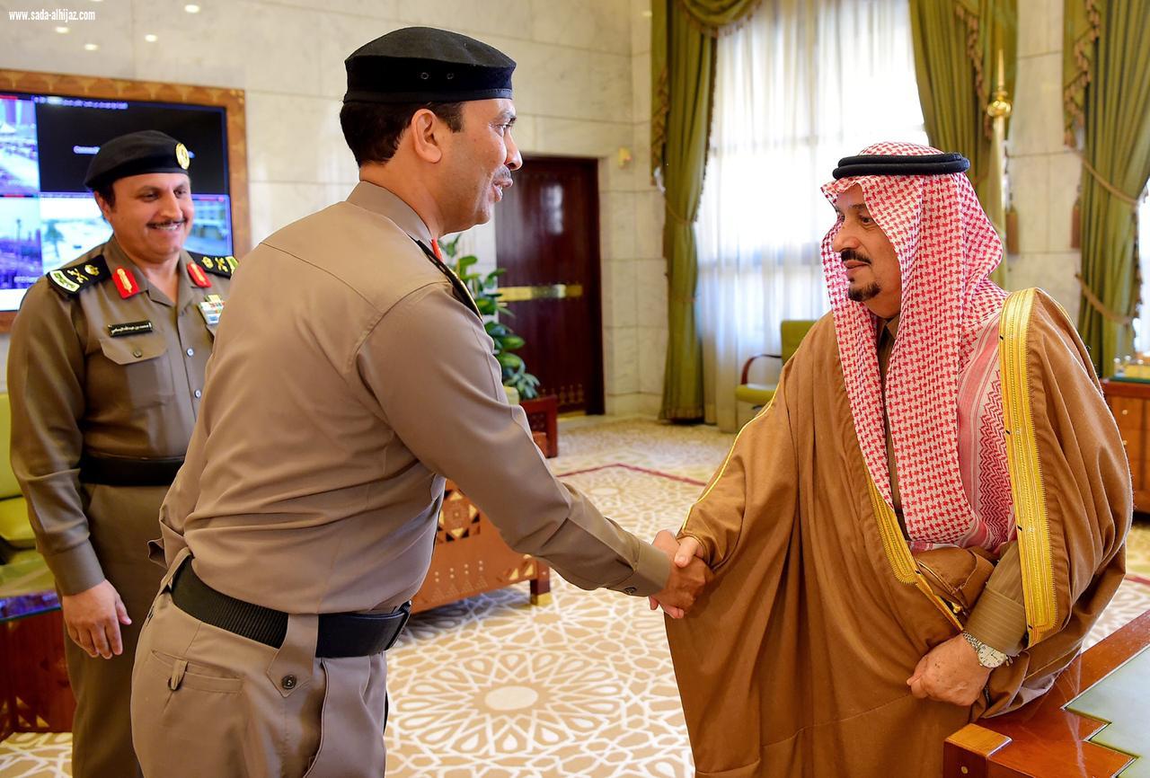 الأمير فيصل بن بندر يستقبل مدير الإدارة العامة للمرور ومدير مرور منطقة الرياض