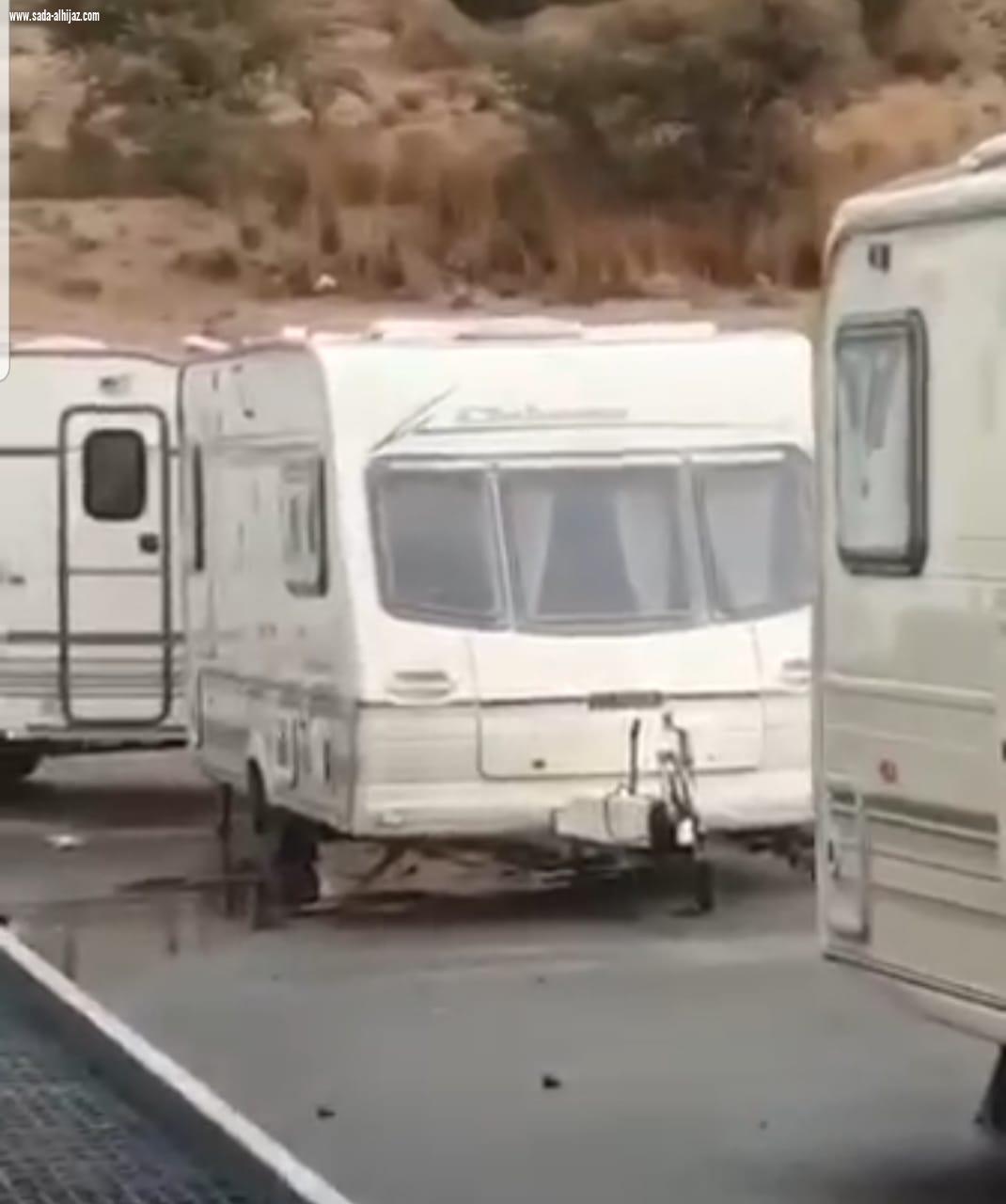 مواطن يشارك ب 12 كرافان مجانا  لخدمة المشاركين في حريق منتزهات عسير 