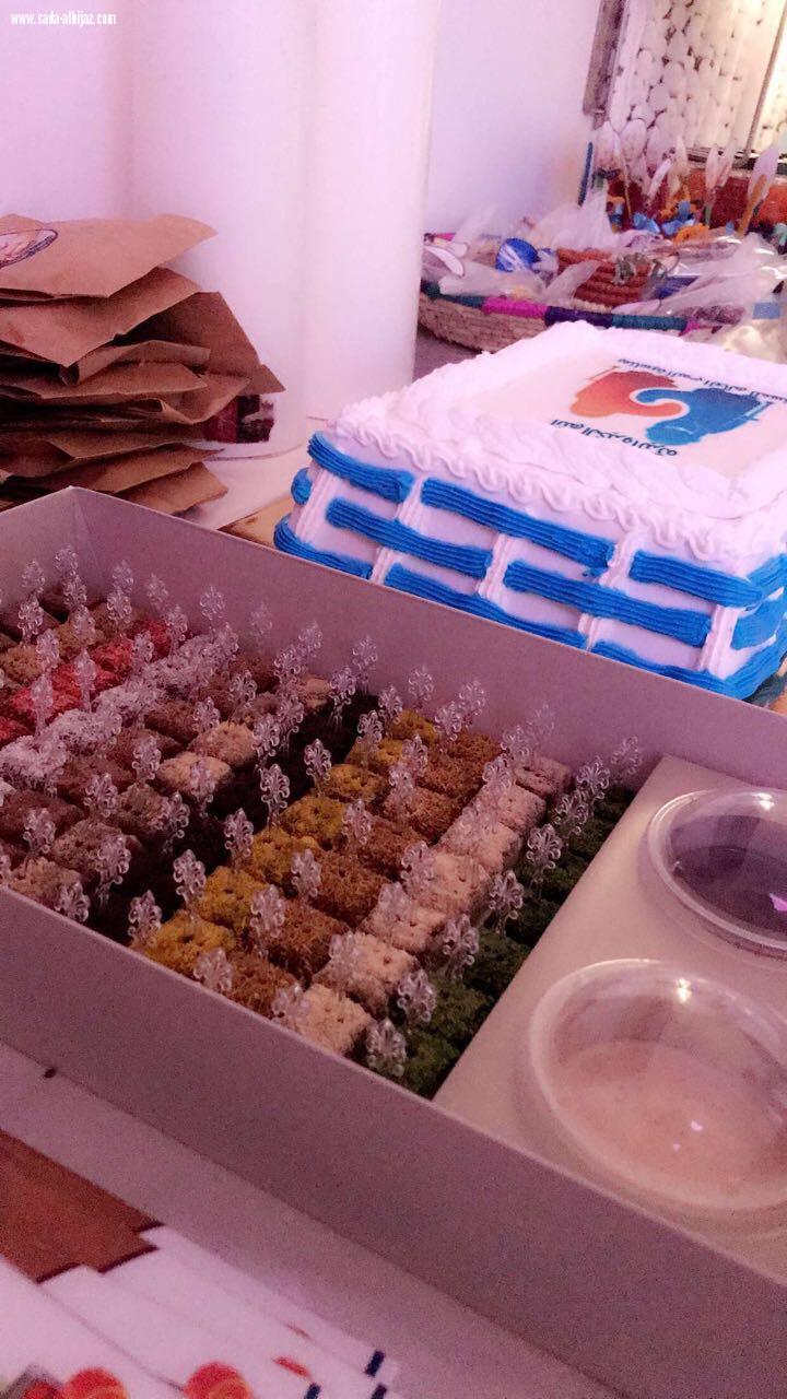 مركز العشوة بجازان يحتفل بالمسنين في يومهم العالمي