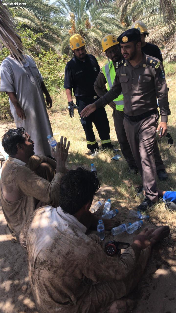 انهيار رديم من التربة المحيطة على عاملين من الجنسية الباكستانية في خيف اليسيرة بمركز ينبع النخل