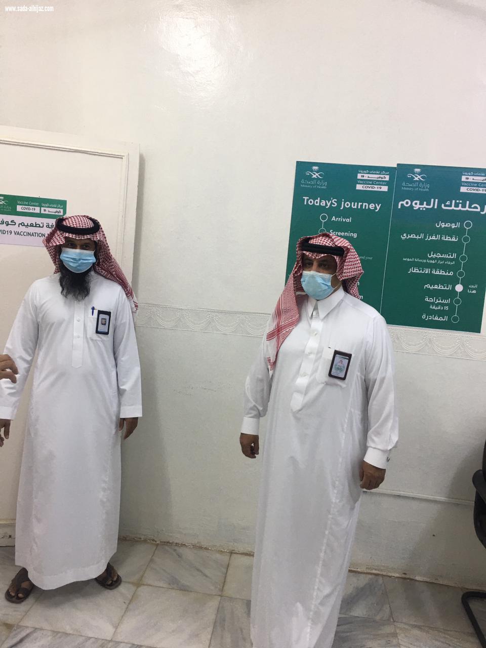 محافظ قلوة العويدي يدشن حملة لقاح كورونا بقلوة