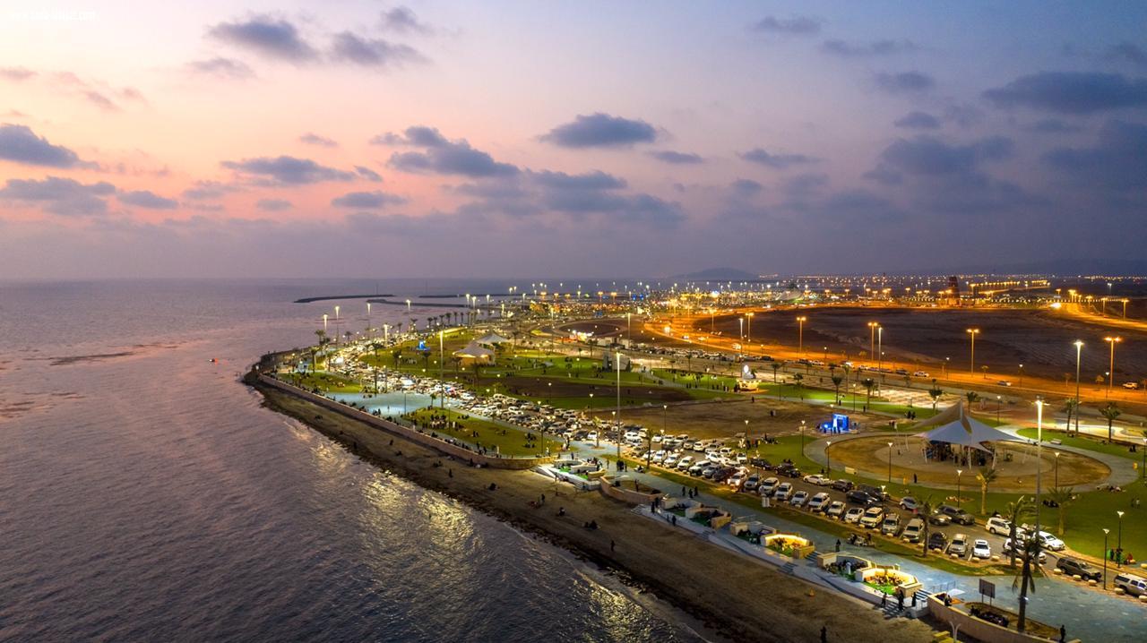 الحريضة تستقطب المستثمرين لإنشاء و تشغيل و صيانة فندق من اربع نجوم في واجهتها البحرية