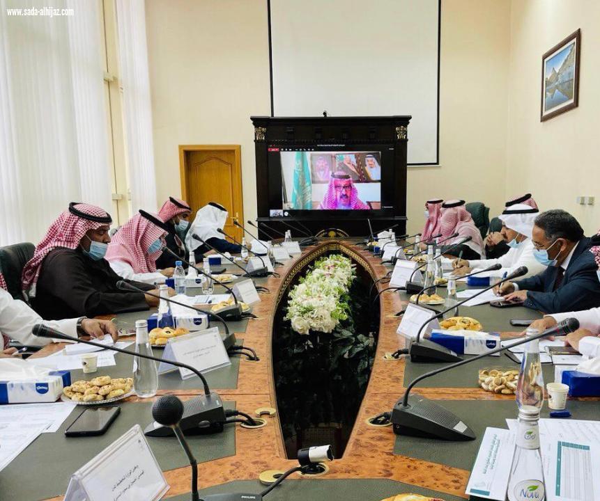 سمو أمير الباحة يرأس اجتماع بدء أعمال الاستراتيجية العمرانية لمنطقة الباحة 2030 
