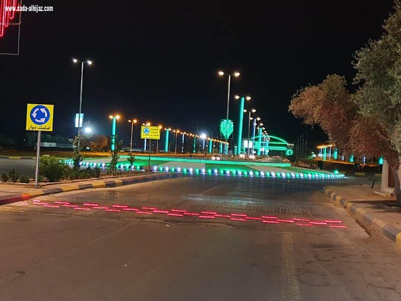 بلدية صوير  تنفذ وسائل السلامة المرورية في الشوارع و الميادين